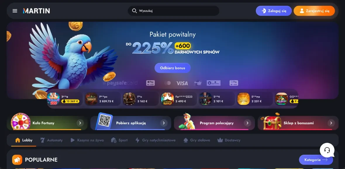 Zrzut ekranu polskiej wersji Martin Casino (nr 9 w rankingu Kaszinok24): czarny pasek z logo MARTIN, pole Wyszukaj oraz przyciski Zaloguj sie i Zarejestruj sie, glowny baner Pakiet powitalny DO 225% +600 DARMOWYCH SPINOW z przyciskiem Odbierz bonus i rysunkowa niebieska papuga wsrod zlotych monet, pasek metod platnosci paysafecard, Apple Pay, VISA, Mastercard i innych, karuzela Current Winners z kwotami wygranych, ponizej cztery kolorowe kafelki Kolo Fortuny, Pobierz aplikacje, Program polecajacy i Sklep z bonusami, pasek kategorii Lobby (aktywna), Automaty, Kasyno na zywo, Sport, Gry natychmiastowe, Gry stolowe i Dostawcy, naglowek POPULARNE z przyciskiem Kategorie (zrzut redakcyjny, 2026).